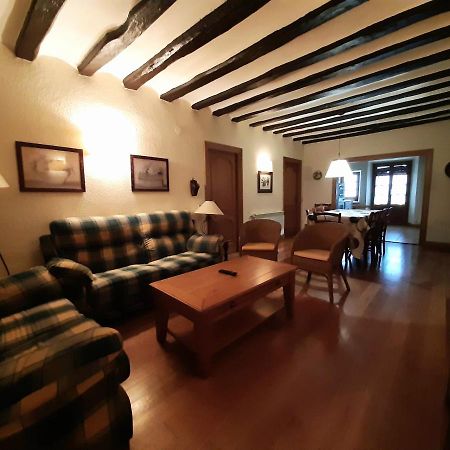 Apartamentos Lazkano I Y II Uharte-Arakil Exteriér fotografie