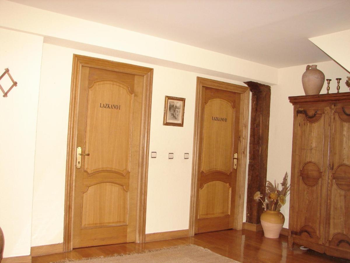 Apartamentos Lazkano I Y II Uharte-Arakil Exteriér fotografie